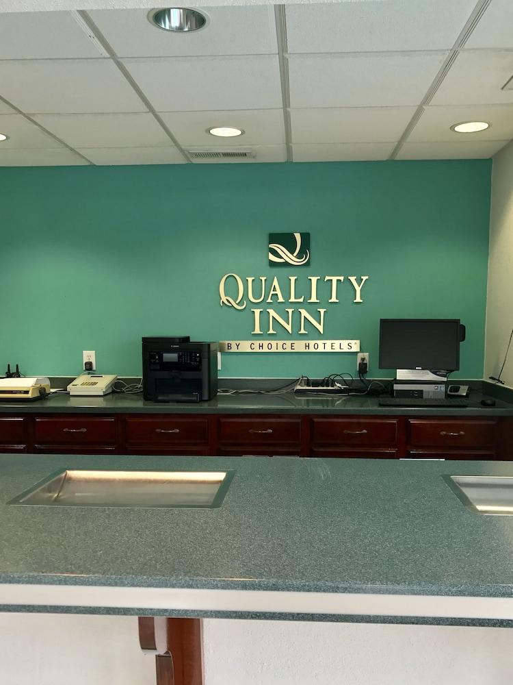 Quality Inn Little Creek Virginia Beach Exterior photo