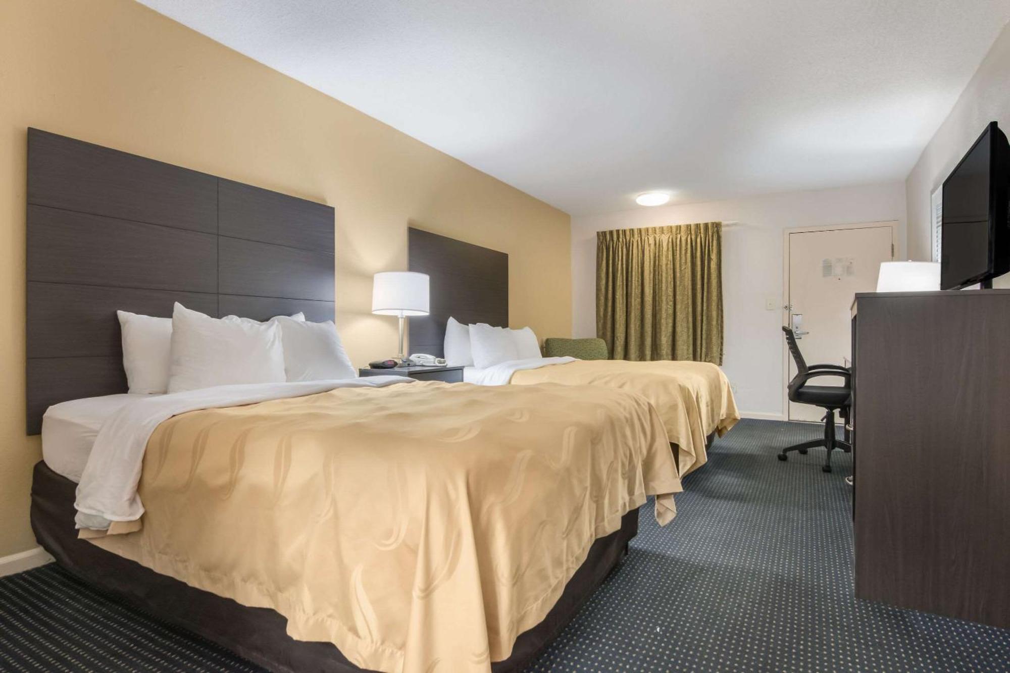 Quality Inn Little Creek Virginia Beach Exterior photo